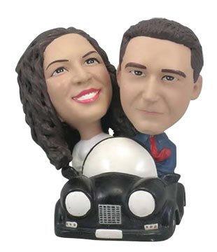 couple dring in the car custom bobble heads
