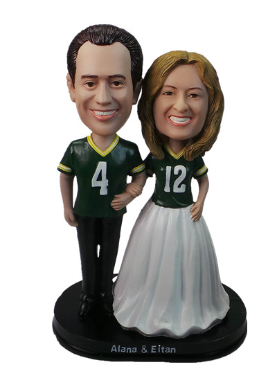 couple bobble head in sport jersey wedding cake toppers