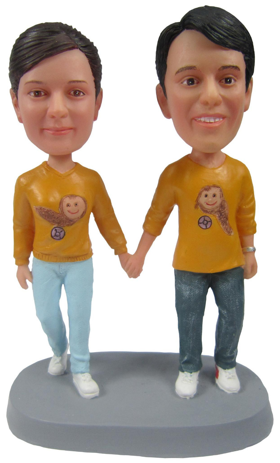 couple hand in hand custom bobble heads