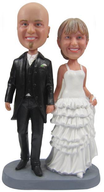 Personalized bobblehead holding hand bobble head cake toppers