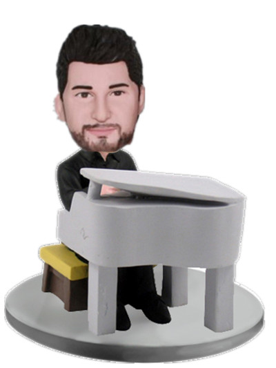 Bobble head male Pianist