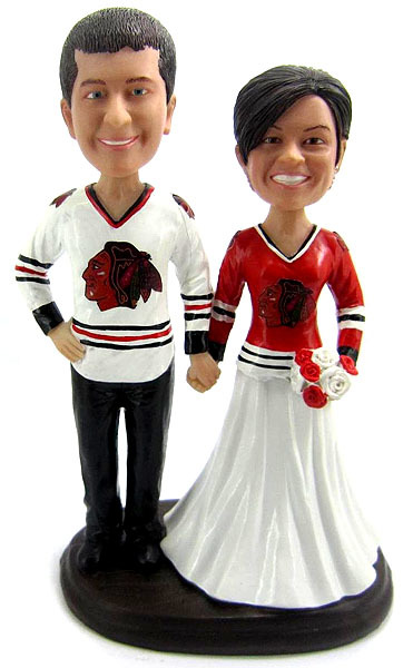 Hockey Wedding Cake hand in hand custom bobble head